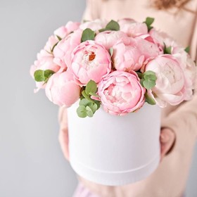 Perfect peonies box