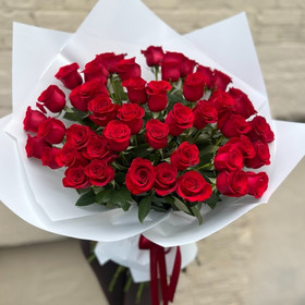 50 Red Roses
